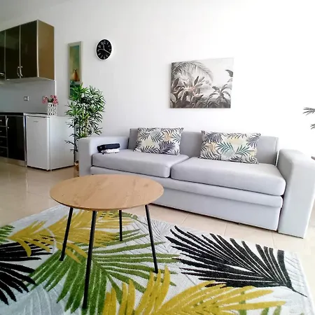 Sunlight Σκόδρα